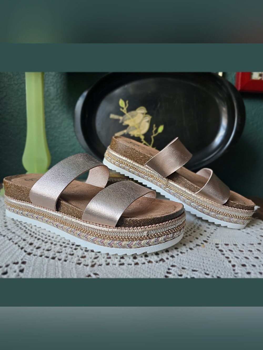So "Enchanting" Rose Gold Metallic Platform Slide Sandals Women's size 7.5